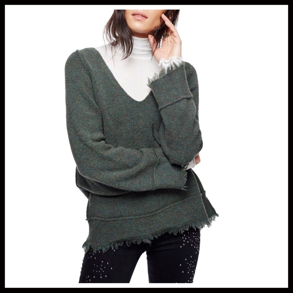 FREE PEOPLE V-NECK PULLOVER TUNIC SWEATER - Picture 2 of 7